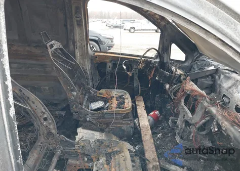 2022 Mercedes-Benz Metris z USA, uszkodzony, nr VIN W1YV0CEYXN4194389